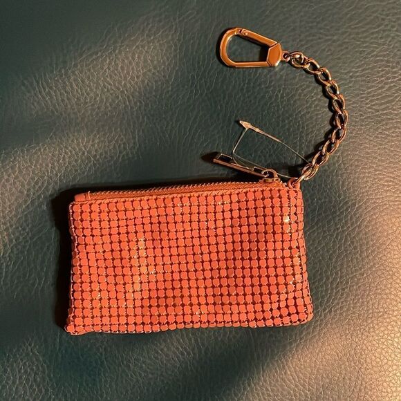 UO Wallet  - Picture 1 of 7